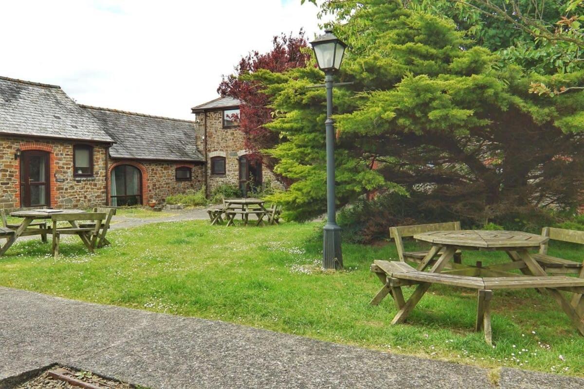 Charming 2 Bedroom Coastal Cottage Nr Bude Esterno foto